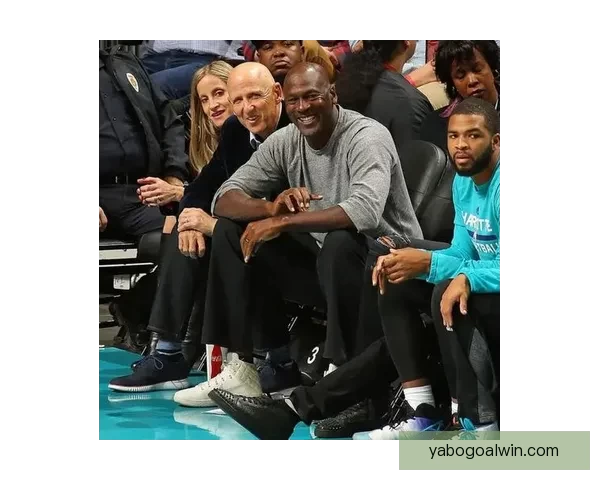 NBA复仇者联盟首发阵容揭晓 马克西自选蜘蛛侠 东契奇成雷神核心